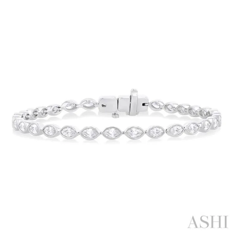 3.00 Ctw East-West Bezel Set Marquise Cut Diamond Tennis Bracelet in 14K White Gold