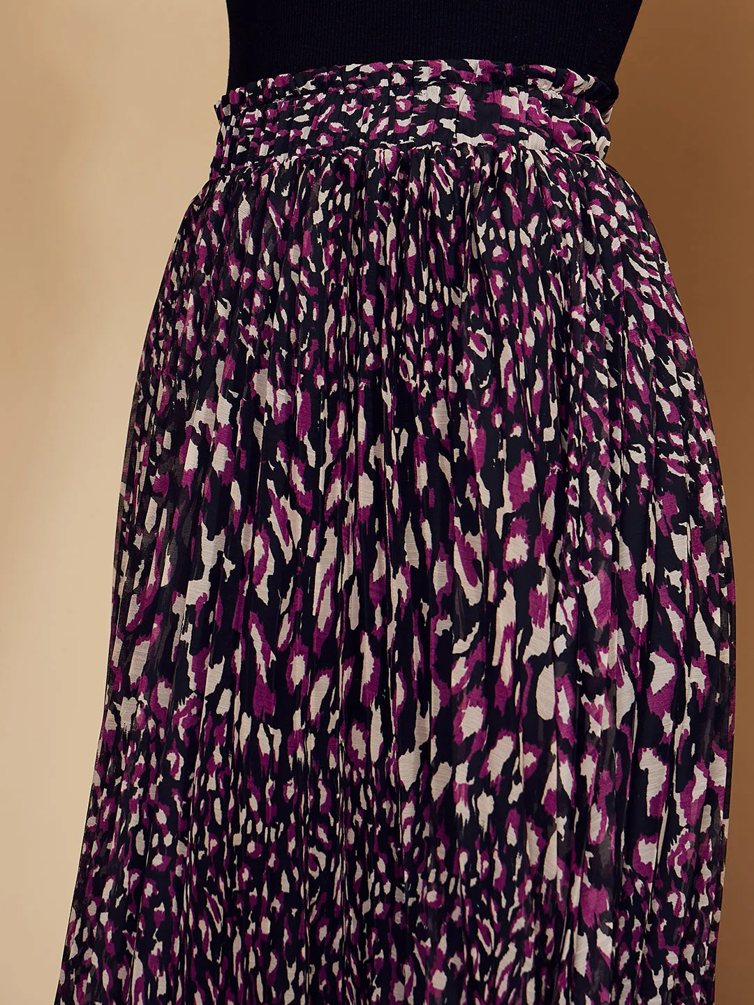 Berrylush Women Black & Purple Animal Printed High-Rise Waist Slip-On Pleated A-Line Midi Skirt