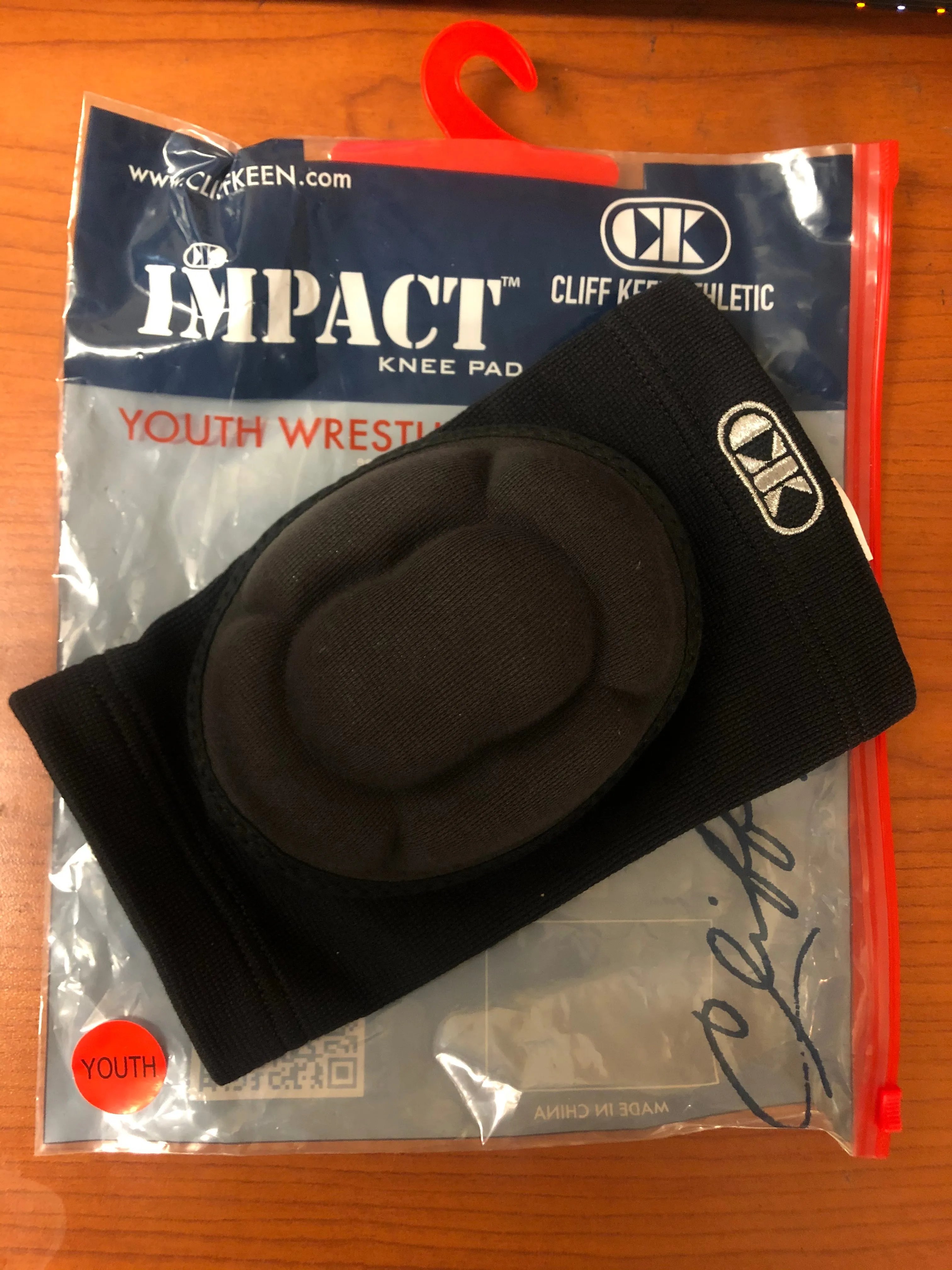 Cliff Keen Youth "Impact" Bubble Wrestling Knee Pad in Black