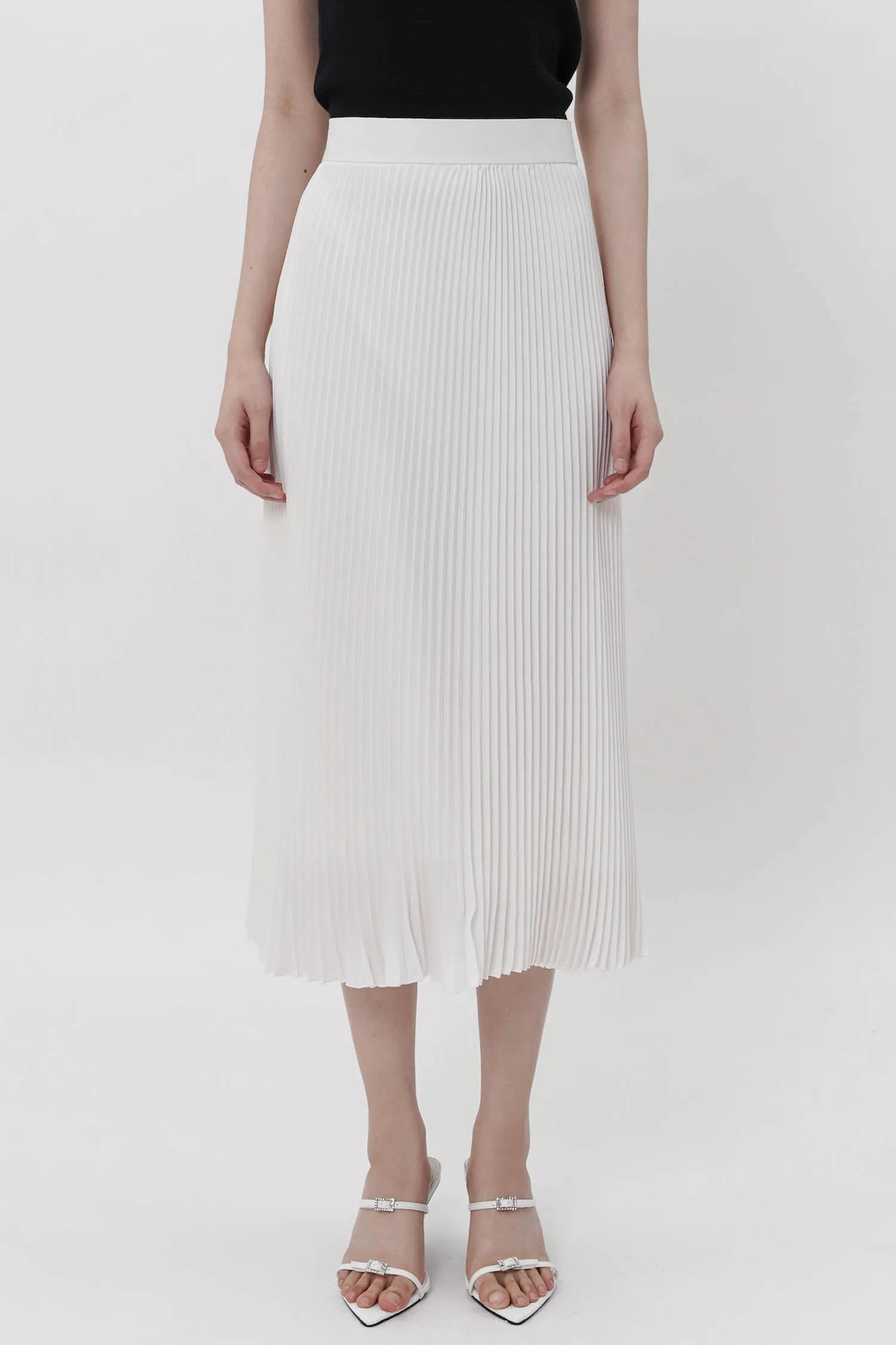 Hiu Pleated Midi Skirt In Broken White