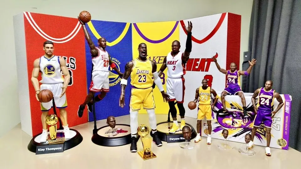 Lebron James (Los Angeles Lakers Away) 1/6 Scale Action Figure