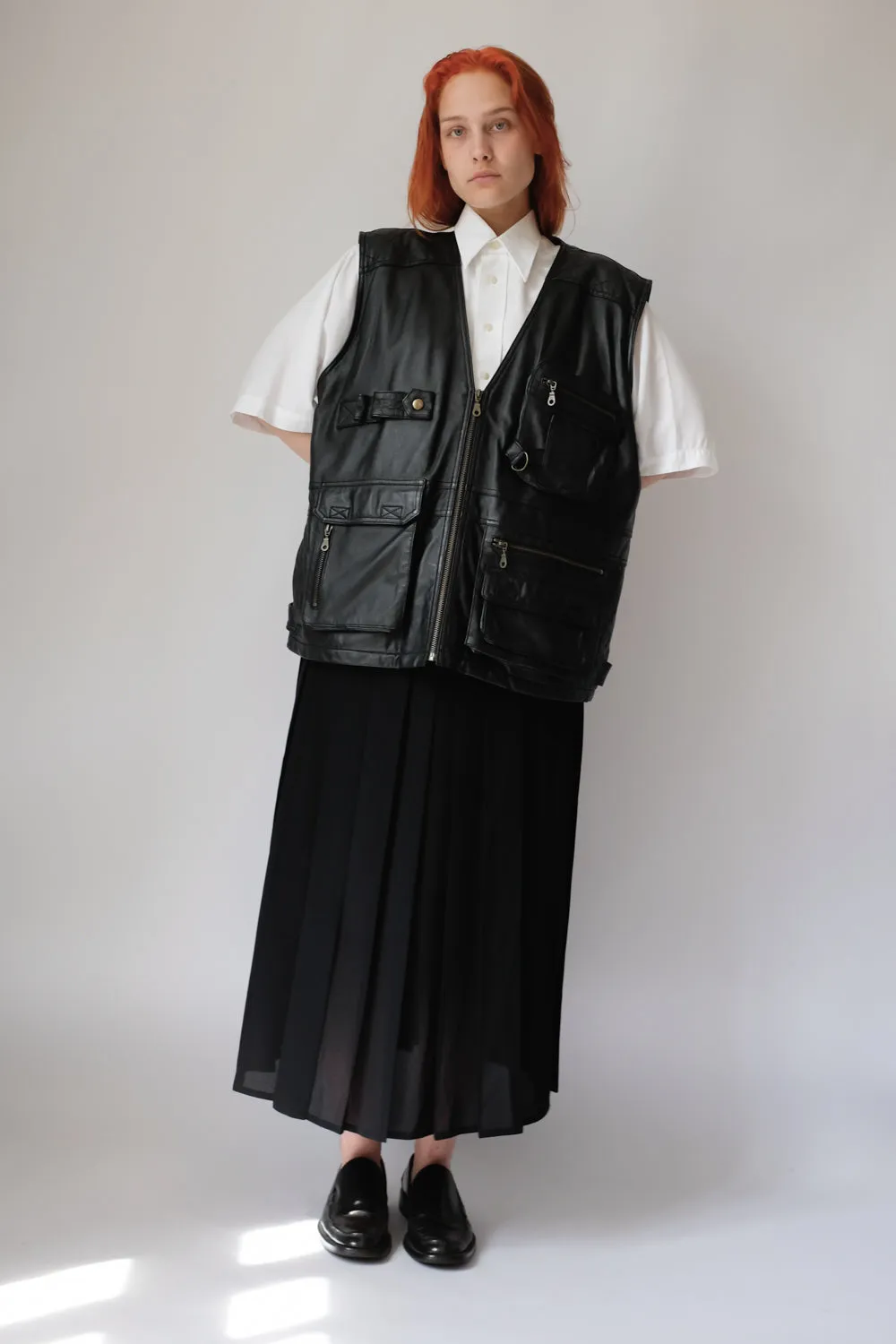 PLEATED BLACK LONG SKIRT