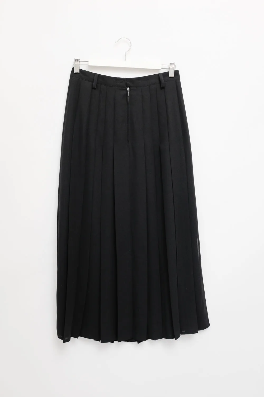 PLEATED BLACK LONG SKIRT