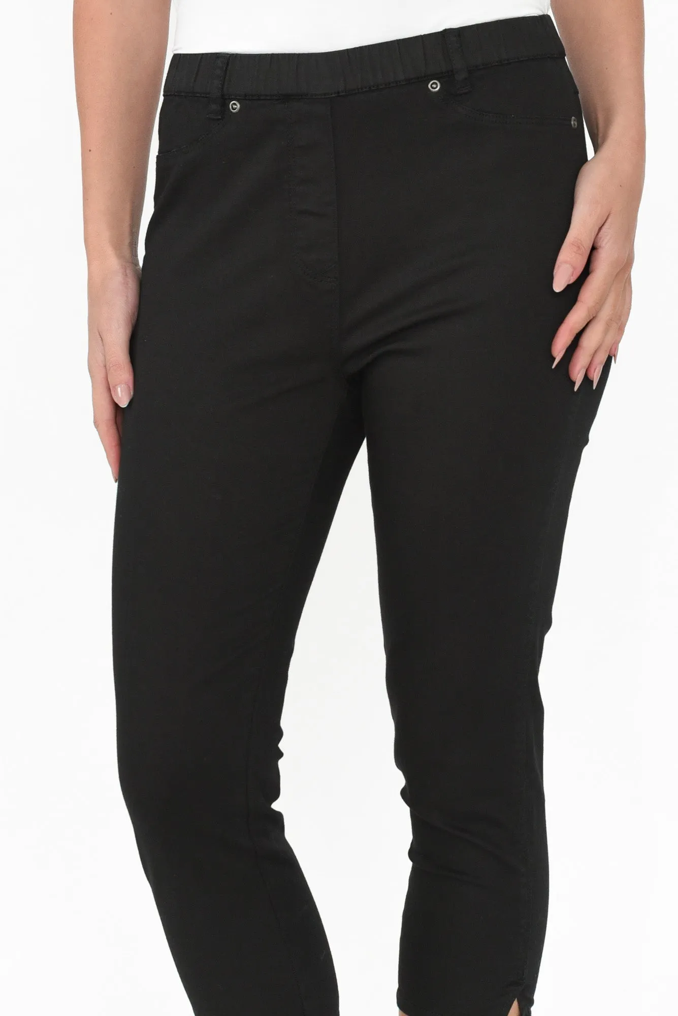 Reed Black Stretch Cotton Capri Pants