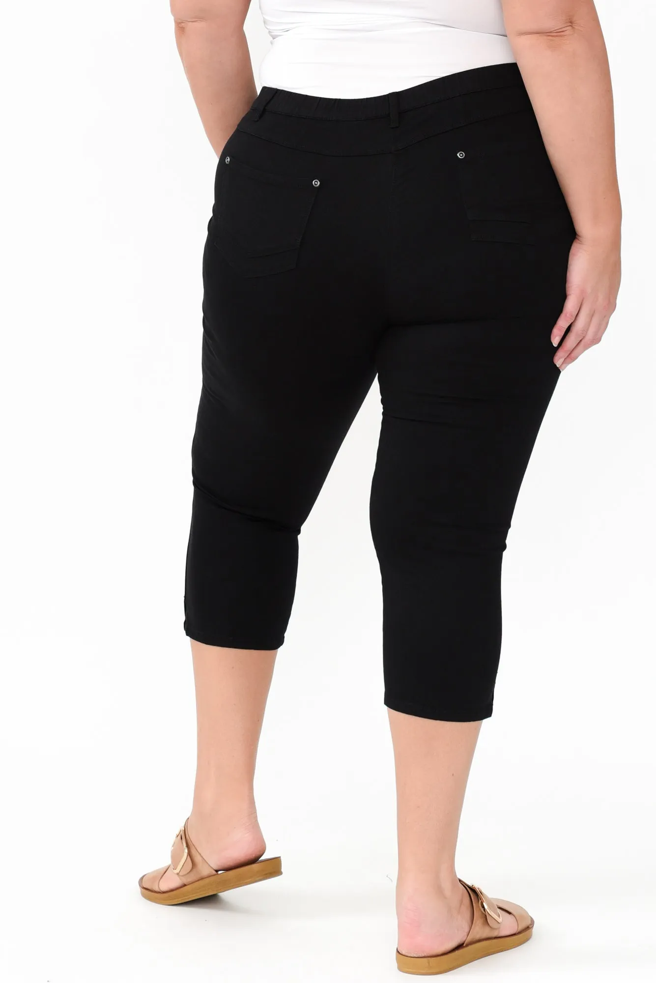 Reed Black Stretch Cotton Capri Pants