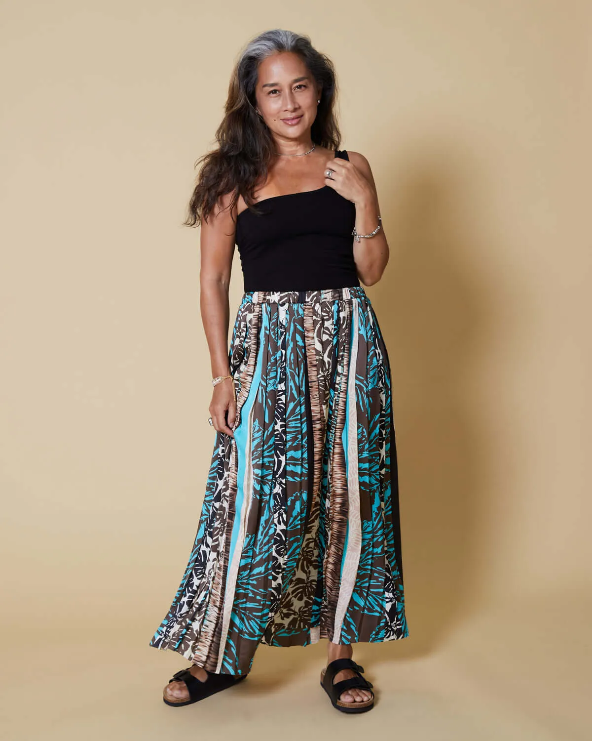 Tiki Pleat Madison Skirt